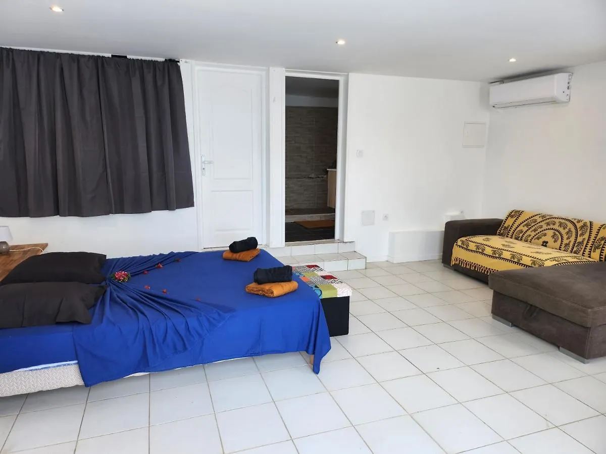 VILLA 6-10 PERS, VUE MER, Piscine Privée, PLAGE A PIEDS Le Gosier