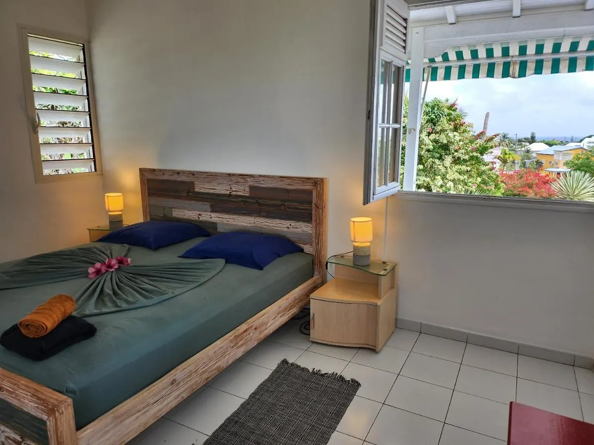 VILLA 6-10 PERS, VUE MER, Piscine Privée, PLAGE A PIEDS Le Gosier