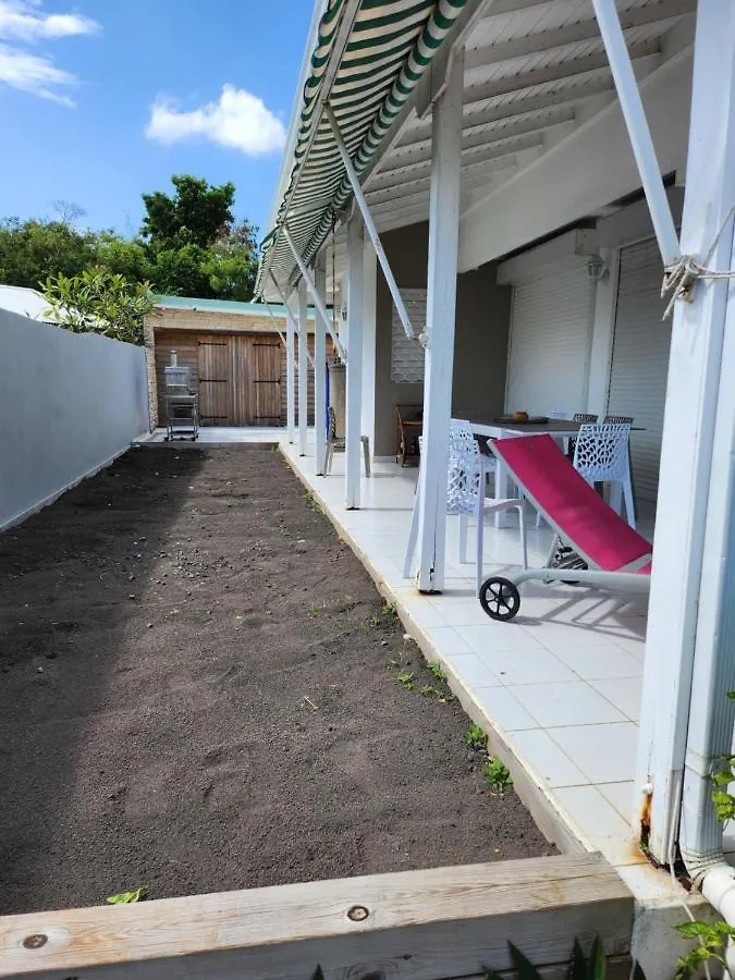 VILLA 6-10 PERS, VUE MER, Piscine Privée, PLAGE A PIEDS Le Gosier