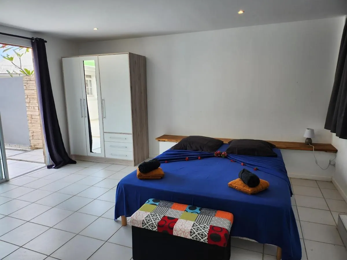 VILLA 6-10 PERS, VUE MER, Piscine Privée, PLAGE A PIEDS Le Gosier
