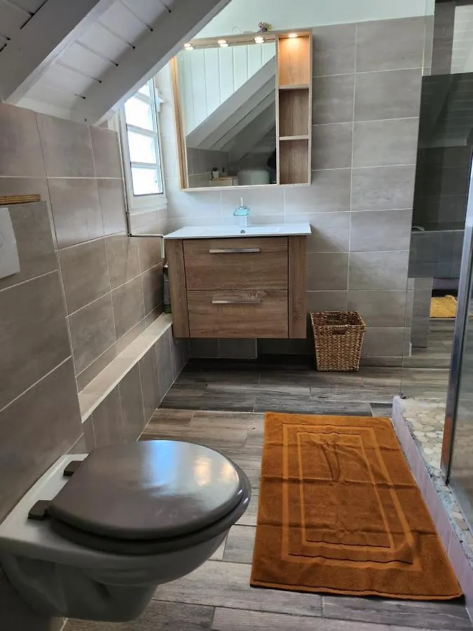 VILLA 6-10 PERS, VUE MER, Piscine Privée, PLAGE A PIEDS Le Gosier