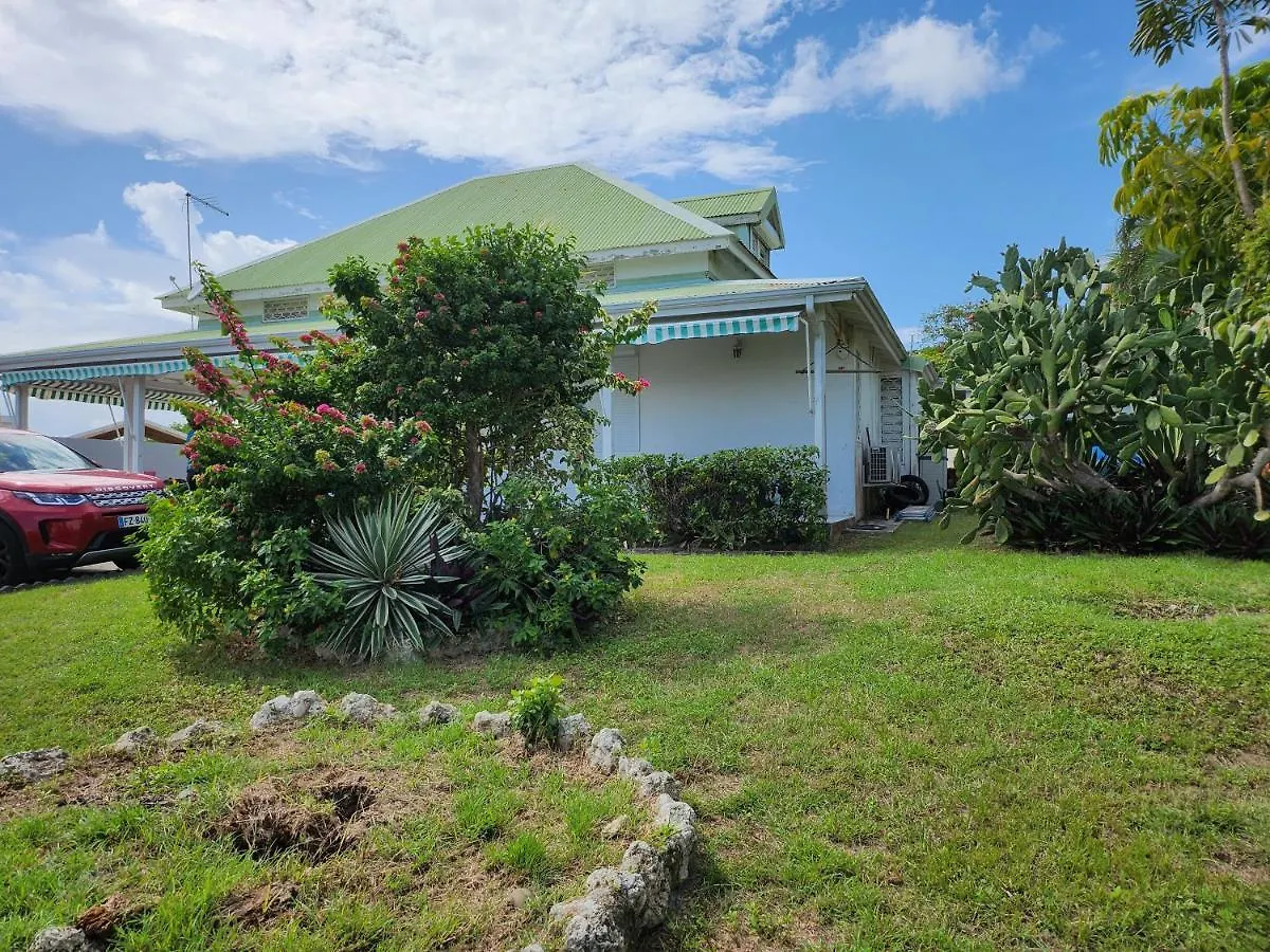 VILLA 6-10 PERS, VUE MER, Piscine Privée, PLAGE A PIEDS Le Gosier  Guadeloupe