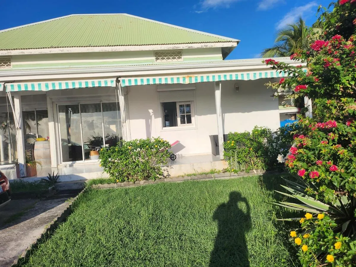 VILLA 6-10 PERS, VUE MER, Piscine Privée, PLAGE A PIEDS Le Gosier  Guadeloupe