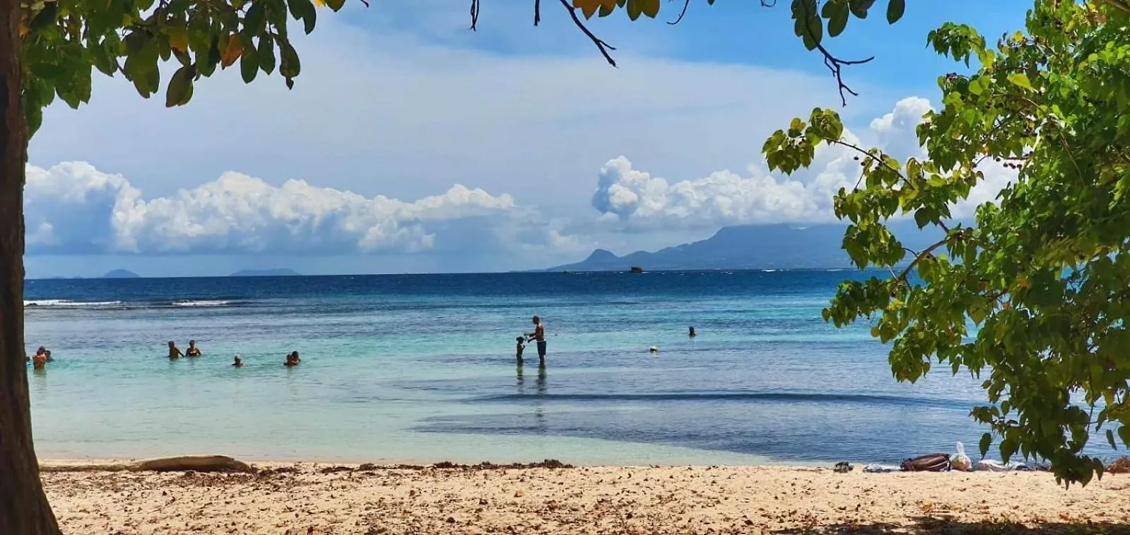 VILLA 6-10 PERS, VUE MER, Piscine Privée, PLAGE A PIEDS Le Gosier   Le Gosier (Grande-Terre)