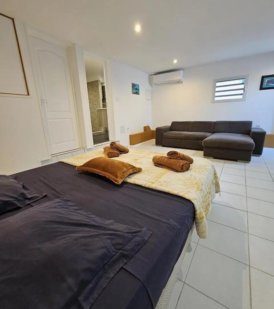 VILLA 6-10 PERS, VUE MER, Piscine Privée, PLAGE A PIEDS Le Gosier  Le Gosier (Grande-Terre)