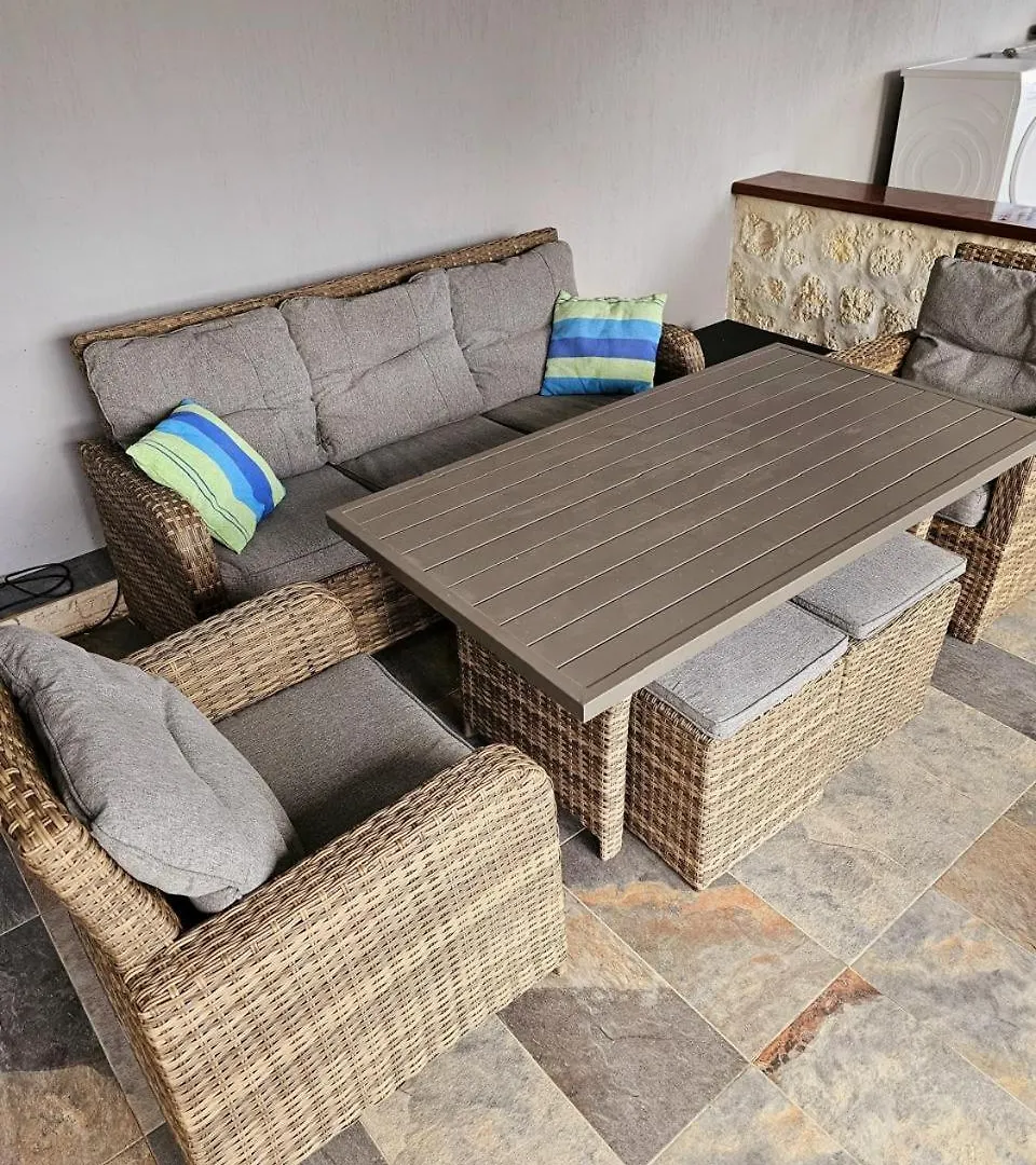 VILLA 6-10 PERS, VUE MER, Piscine Privée, PLAGE A PIEDS Le Gosier
